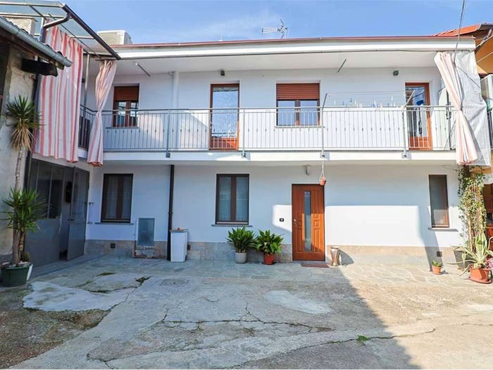Casa quadrilocale in vendita in Via Circonvallazione, Volpiano