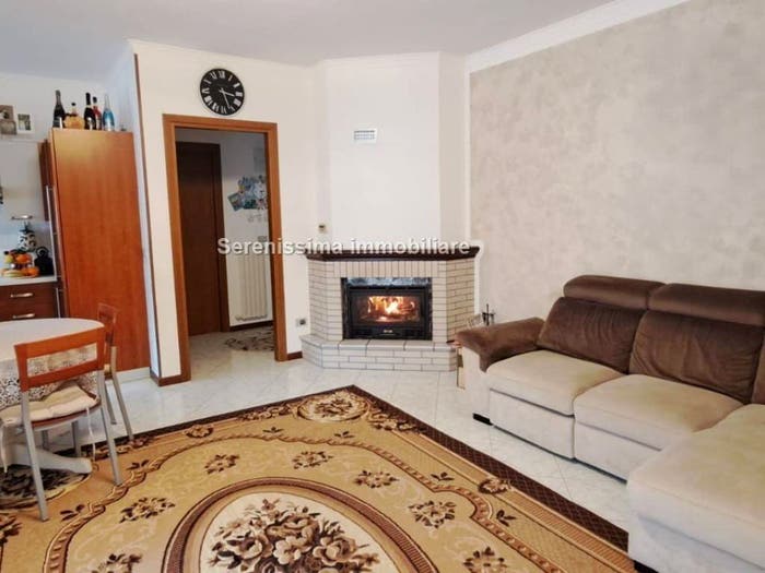 Appartamento quadrilocale in vendita in Via Roma, Centro, Montelabbate