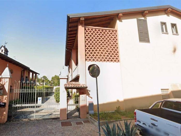 Appartamento quadrilocale in vendita in Via San Martino, Castegnato
