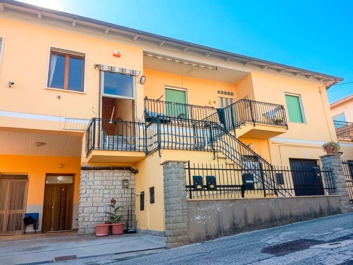 Appartamento quadrilocale in vendita in Strada della Lucciola, Narni Scalo, Narni
