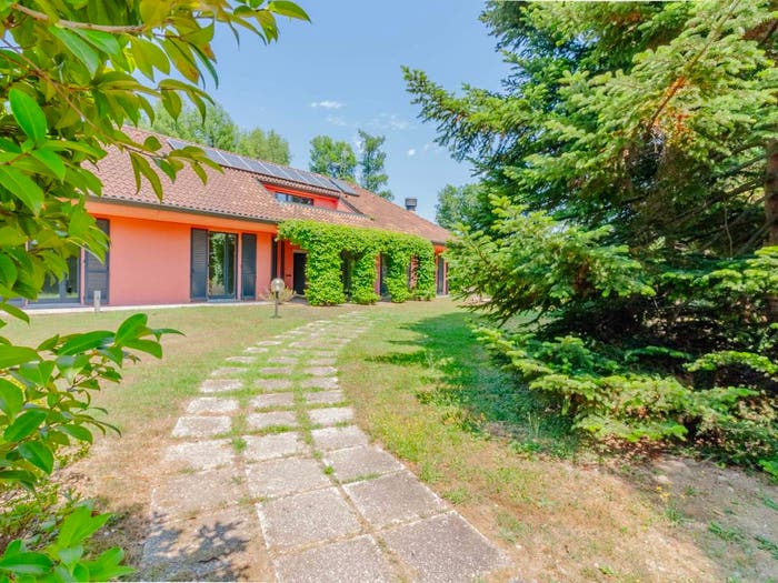 Casa con 6 locali in vendita in vie della pineta, Centro, Guanzate