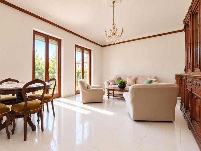 Appartamento con 6 locali in vendita in Via Nicola Pisano, Darsena Ex Campo di Aviazione, Viareggio