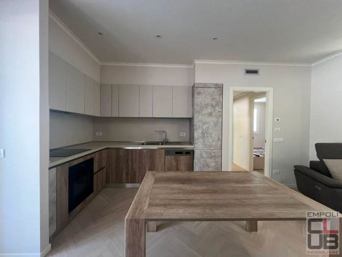 Appartamento trilocale in vendita in Viale IV Novembre, Carraia Torricelli, Empoli