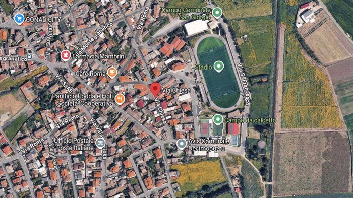 Casa con 6 locali in vendita in Via Chiesa, Decimoputzu