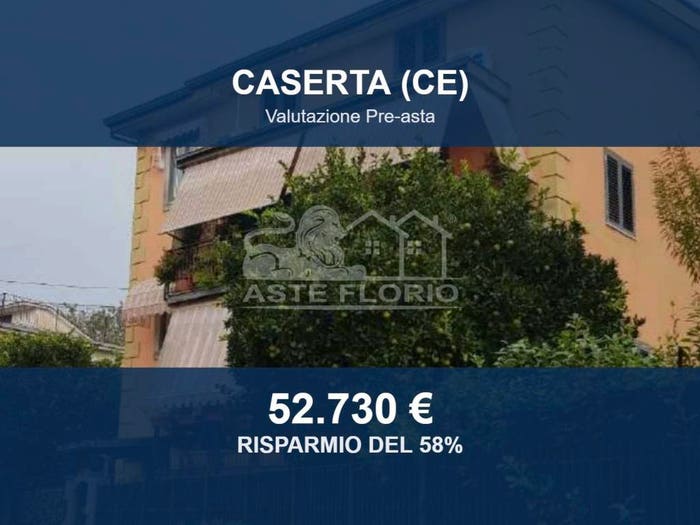 Appartamento con 5 locali in vendita in Via Alberto Pinto, Centro, Caserta