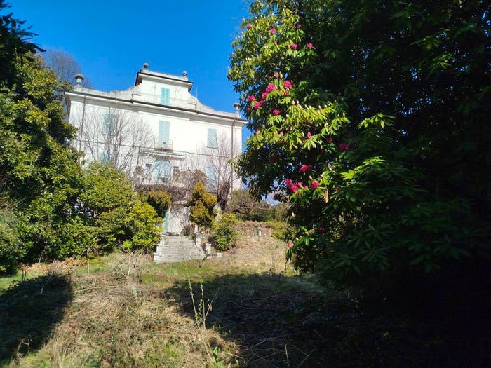Casa con 6 locali in vendita in Via Alessandria, Magognino, Stresa