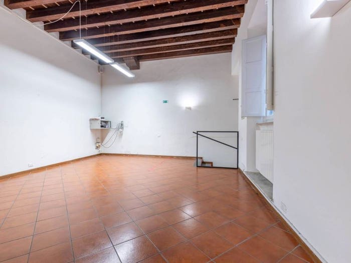 Appartamento quadrilocale in vendita in Piazza Sant'Alessandro, Piazza Napoleone San Michele, Lucca