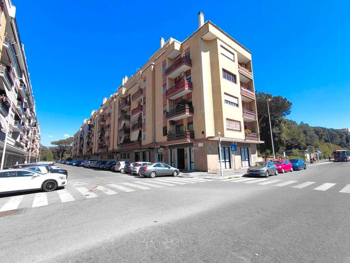 Appartamento trilocale in vendita in Via Mar Glaciale Artico, Ostia Levante, Roma