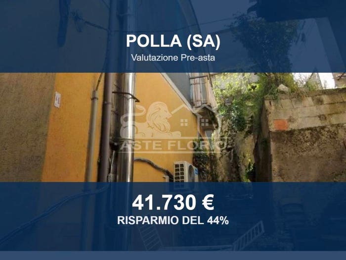 Casa trilocale in vendita in Vico Giardini Vico A, Centro, Polla