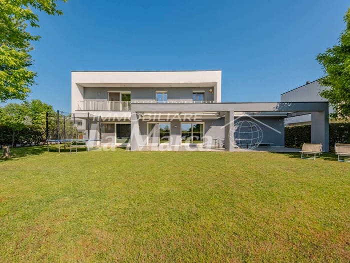 Casa con 6 locali in vendita in Vicolo Tiepolo, Tiepolo, Carbonera