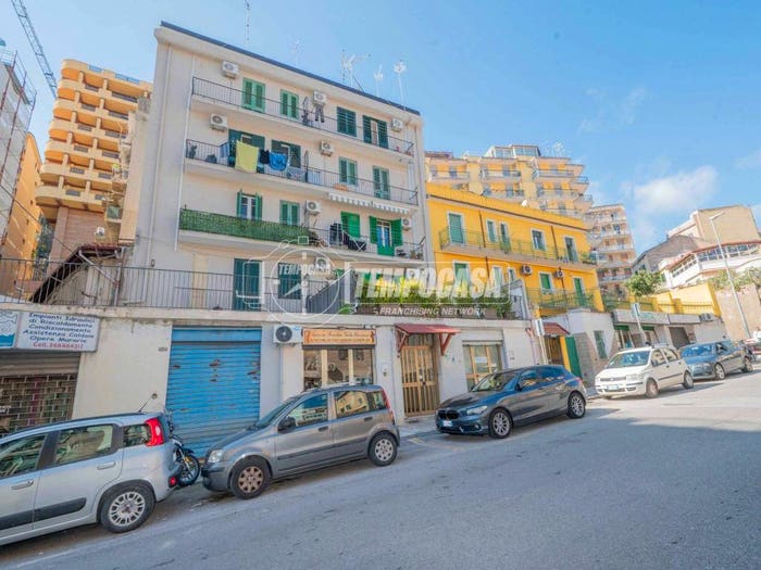 Appartamento trilocale in vendita in Viale Principe Umberto, Gravitelli, Messina