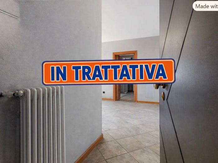 Appartamento trilocale in vendita in Piazzale Stazione, Cantù Asnago, Cantù