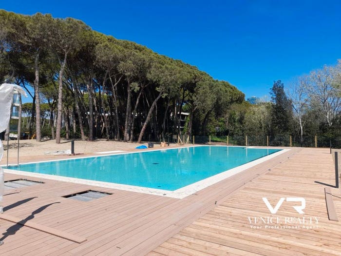 Appartamento trilocale in vendita in viale oriente, Pineta, Jesolo