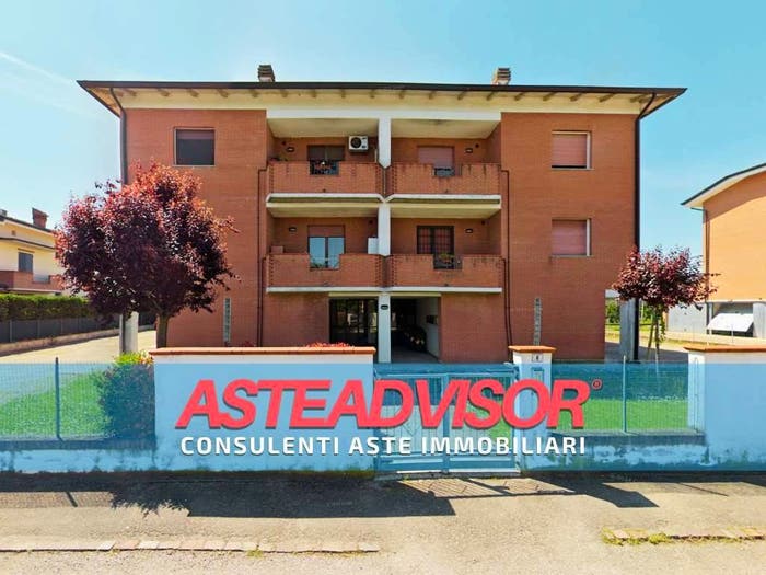 Appartamento trilocale in vendita in Via A Manzoni, San Lorenzo Della Pioppa, San Prospero
