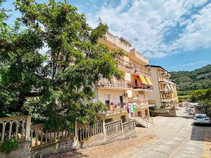 Appartamento bilocale in vendita in Contrada Marina De Luca, Nocera Scalo, Nocera Terinese
