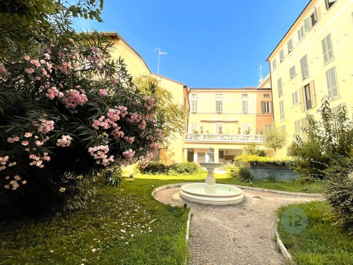 Appartamento trilocale in vendita in via ciro menotti, Centro Storico, Carpi