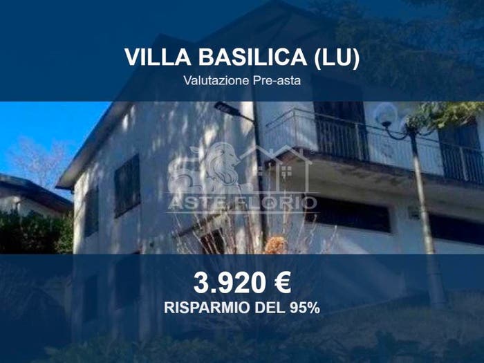 Appartamento con 6 locali in vendita in Via Dei Larici, Pizzorne, Villa Basilica