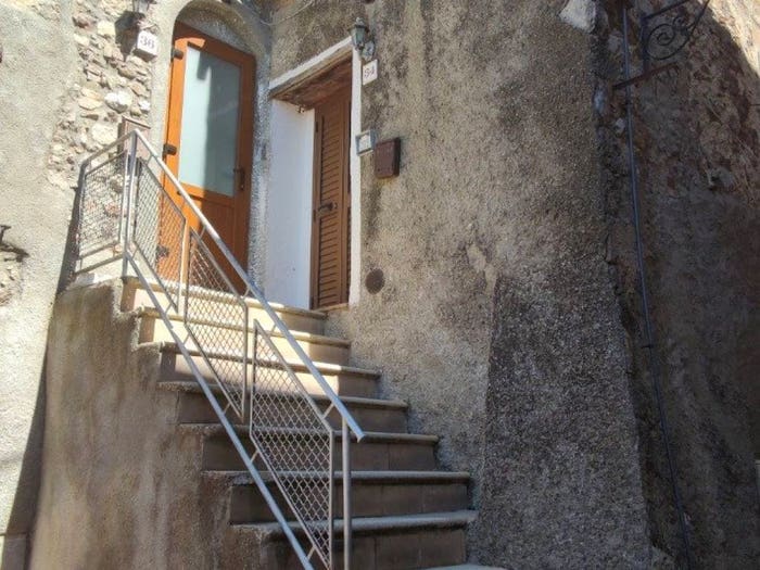 Appartamento bilocale in vendita in Via Gaeta, Casale Di Pari, Civitella Paganico