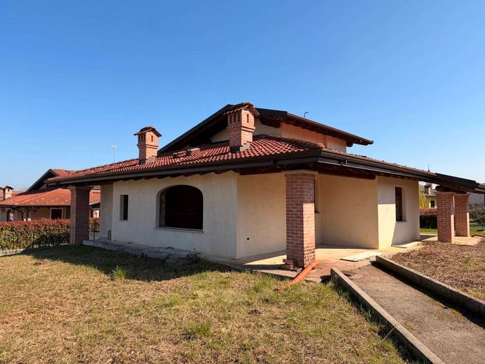 Casa con 6 locali in vendita in Via Provvidenza, Centro, Peveragno