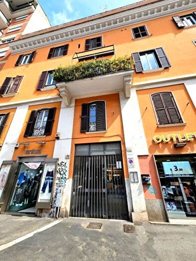 Appartamento trilocale in vendita in Roma