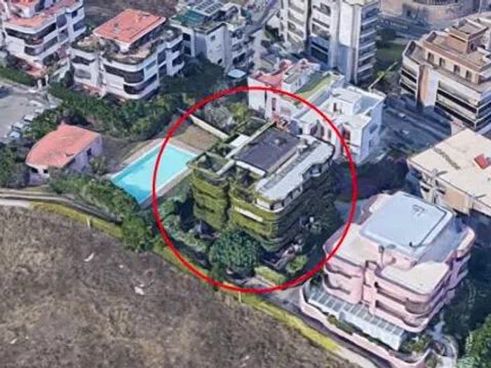 Casa con 6 locali in vendita in Via Dei Punici, Tuvixeddu, Cagliari