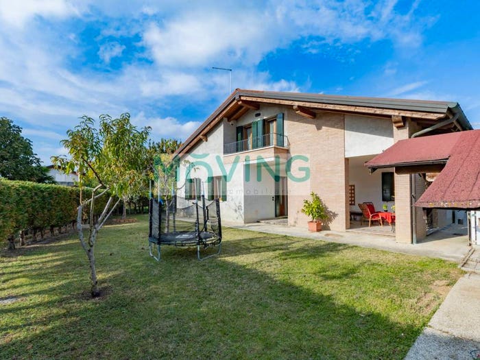 Casa con 6 locali in vendita in Via Fratelli Rosselli, Olmo, Martellago
