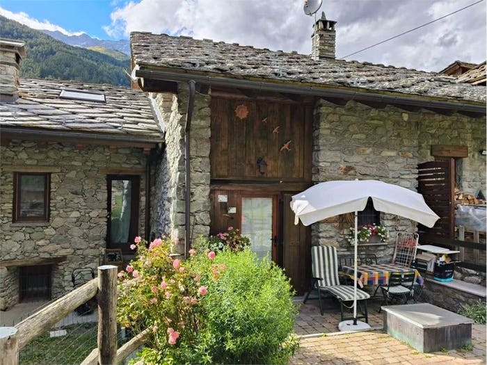 Casa trilocale in vendita in clapey, Ollomont