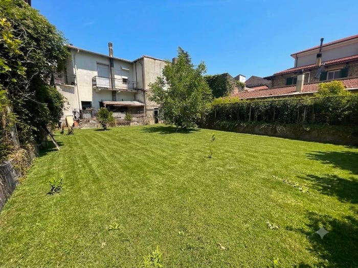 Casa con 6 locali in vendita in Via LunghiScarella, Centro, Ortovero