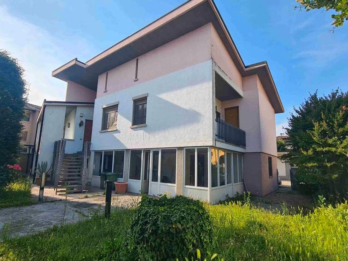 Casa quadrilocale in vendita in Vicolo Braglia, Motta Vigana, Massalengo