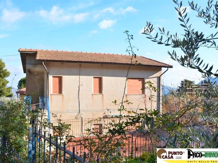 Casa con 6 locali in vendita in Via del Pigno, Giacalone, Monreale
