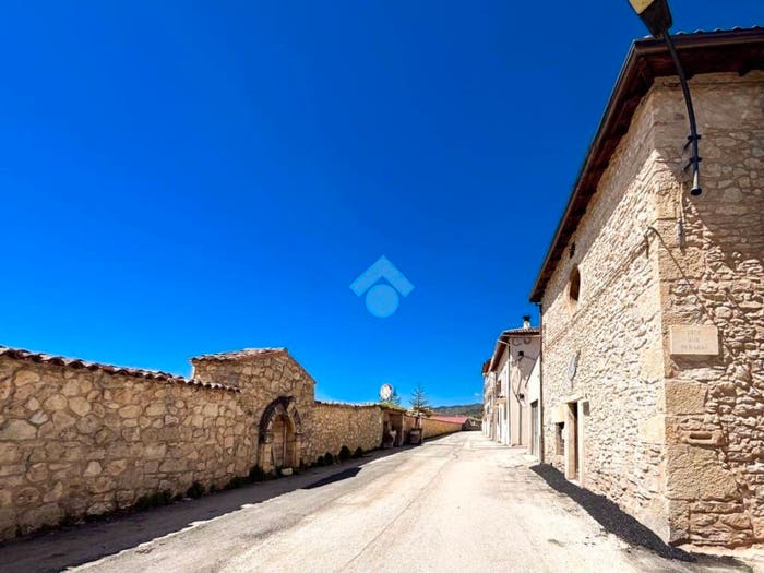 Casa bilocale in vendita in Via dei passeri Paganica L'Aquila, Paganica Tempera, L'Aquila