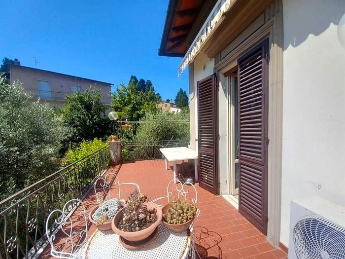 Casa con 6 locali in vendita in Centro, Gambassi Terme