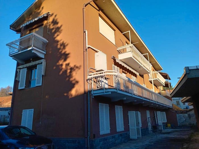 Appartamento quadrilocale in vendita in Via Guglielmo Marconi, Centro, Caluso