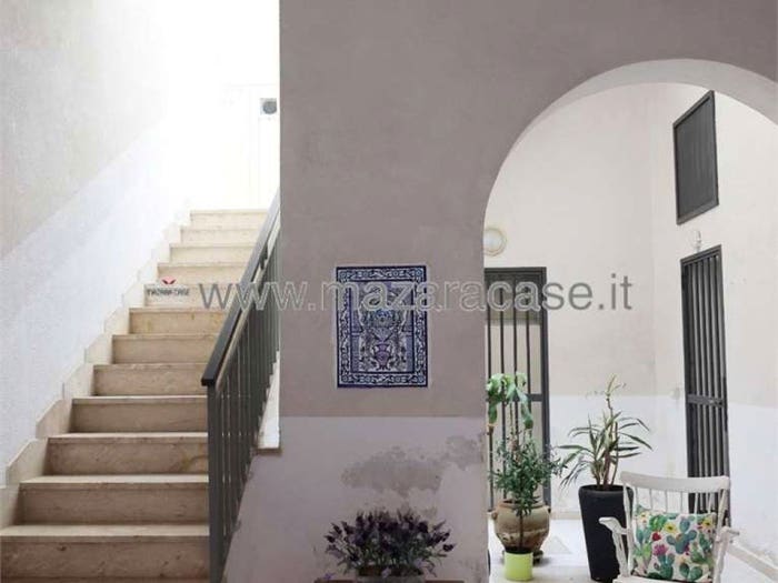 Appartamento bilocale in vendita in Via Gian Giacomo Adria, Centro Storico, Mazara del Vallo