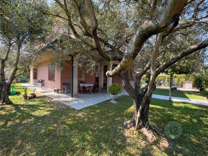 Casa quadrilocale in vendita in Via Mare di Bering, Fossoli San Marino, Carpi