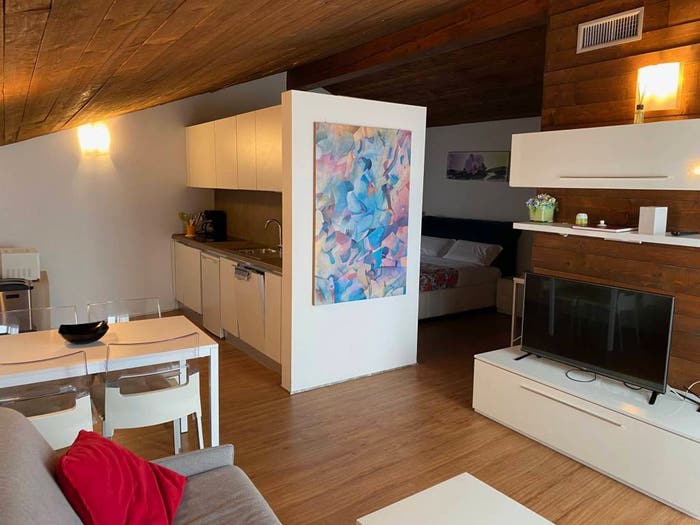 Casa bilocale in vendita in Centro Storico, Desenzano del Garda