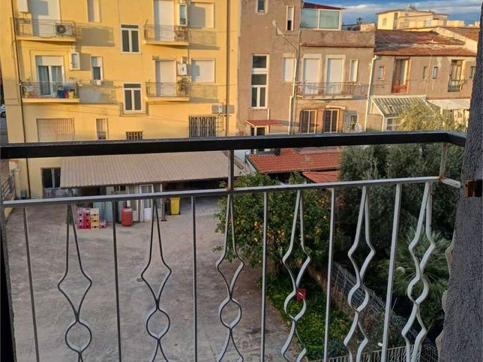 Casa con 6 locali in vendita in Centro, Minturno