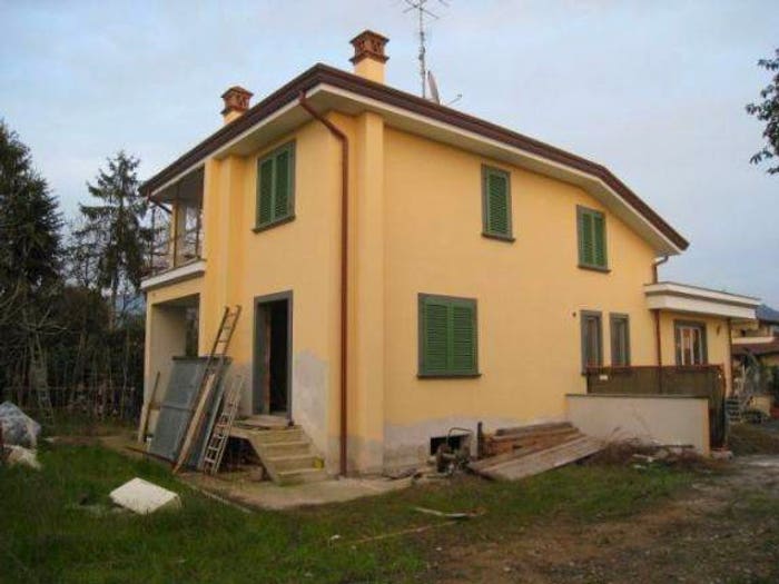 Casa con 6 locali in vendita in Camaiore Paese, Camaiore