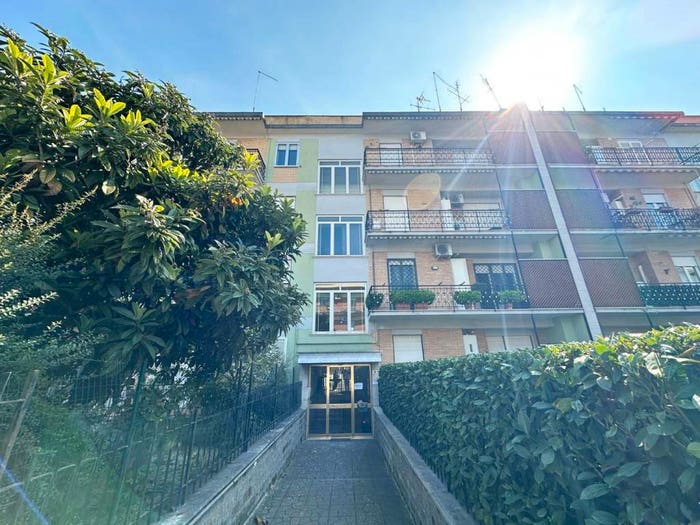 Appartamento con 5 locali in vendita in via quattro giornate di Napoli, Centro, Civita Castellana