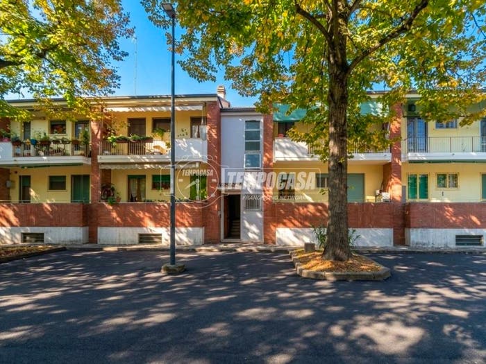 Appartamento trilocale in vendita in Via Beata Lucia da Narni, San Benedetto, Ferrara