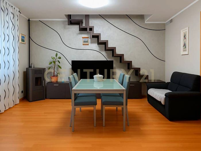 Appartamento con 5 locali in vendita in Via San Andrea, Abbadia San Salvatore