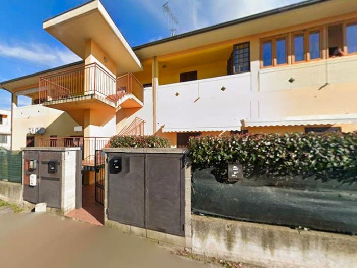 Appartamento trilocale in vendita in Via Viii Marzo, Borgo Ticino