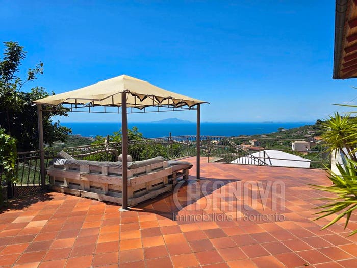 Casa con 5 locali in vendita in Traversa Caprile, Centro, Massa Lubrense
