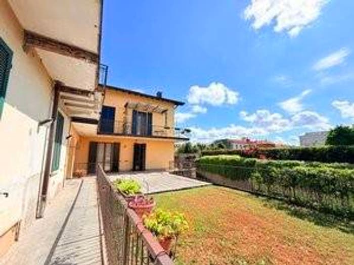 Casa bilocale in vendita in Via Maggio, Centro, Parabiago