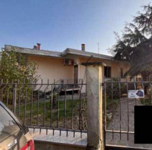 Appartamento trilocale in vendita in Regione Montallegro, Stradella
