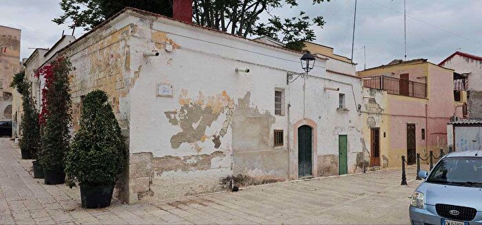 Casa bilocale in vendita in Vico Secondo Arco Delli Falconi, Cerignola