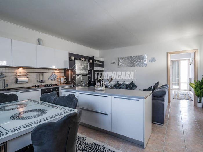 Appartamento quadrilocale in vendita in Via di Mezzo, Dozza