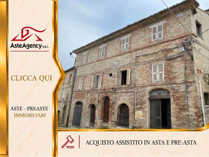 Casa con 6 locali in vendita in Via Roma, San Vittoria In Matenano, Santa Vittoria in Matenano
