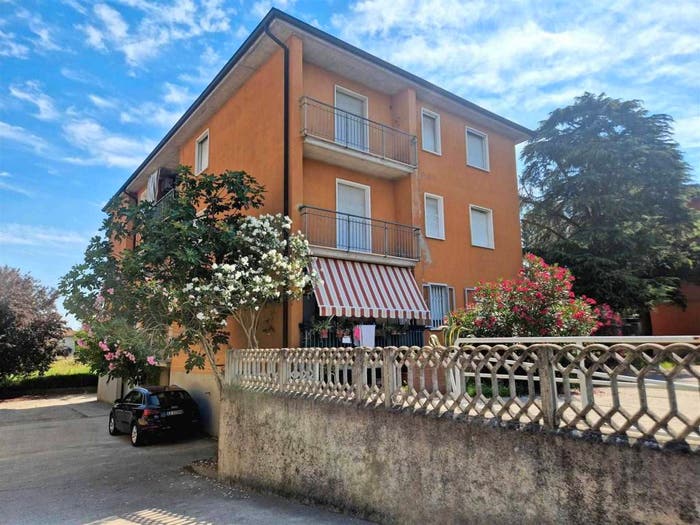 Appartamento quadrilocale in vendita in VIA CHIESA, Frazioni Nord, Cento