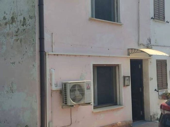 Casa quadrilocale in vendita in PAPOZZE Via Borgo, Papozze